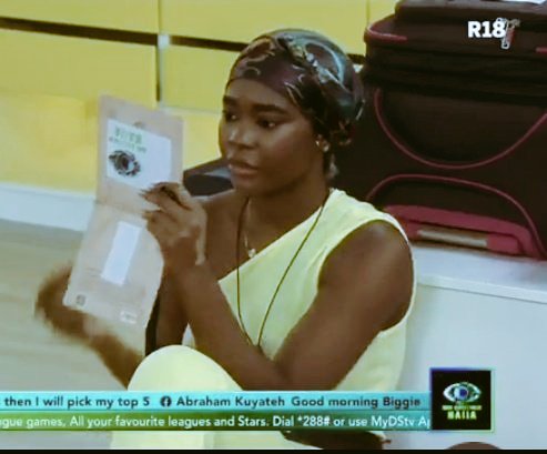 JIdaIKO's tweet image. Dede a perfect reminder of black is beautiful 

#BBNaija ✍️
