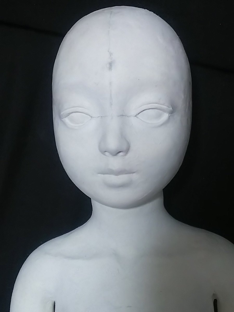 yukidolls66's tweet image. 顔はだいたいこんな感じです…
耳をつけねば…