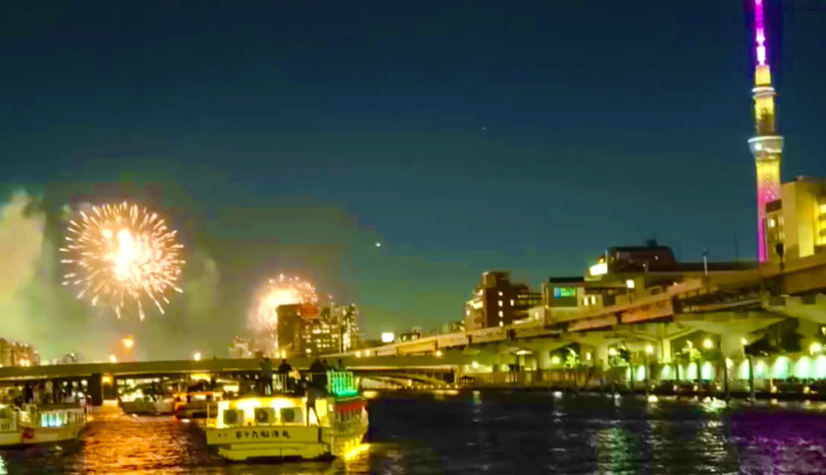 SHINGO3939's tweet image. 夏の花火は良い感じだけど
人が密集する花火大会は、
暑苦しくなってしまいますね•••••
どうせ観るなら ゆったり観たいわな〜🥸