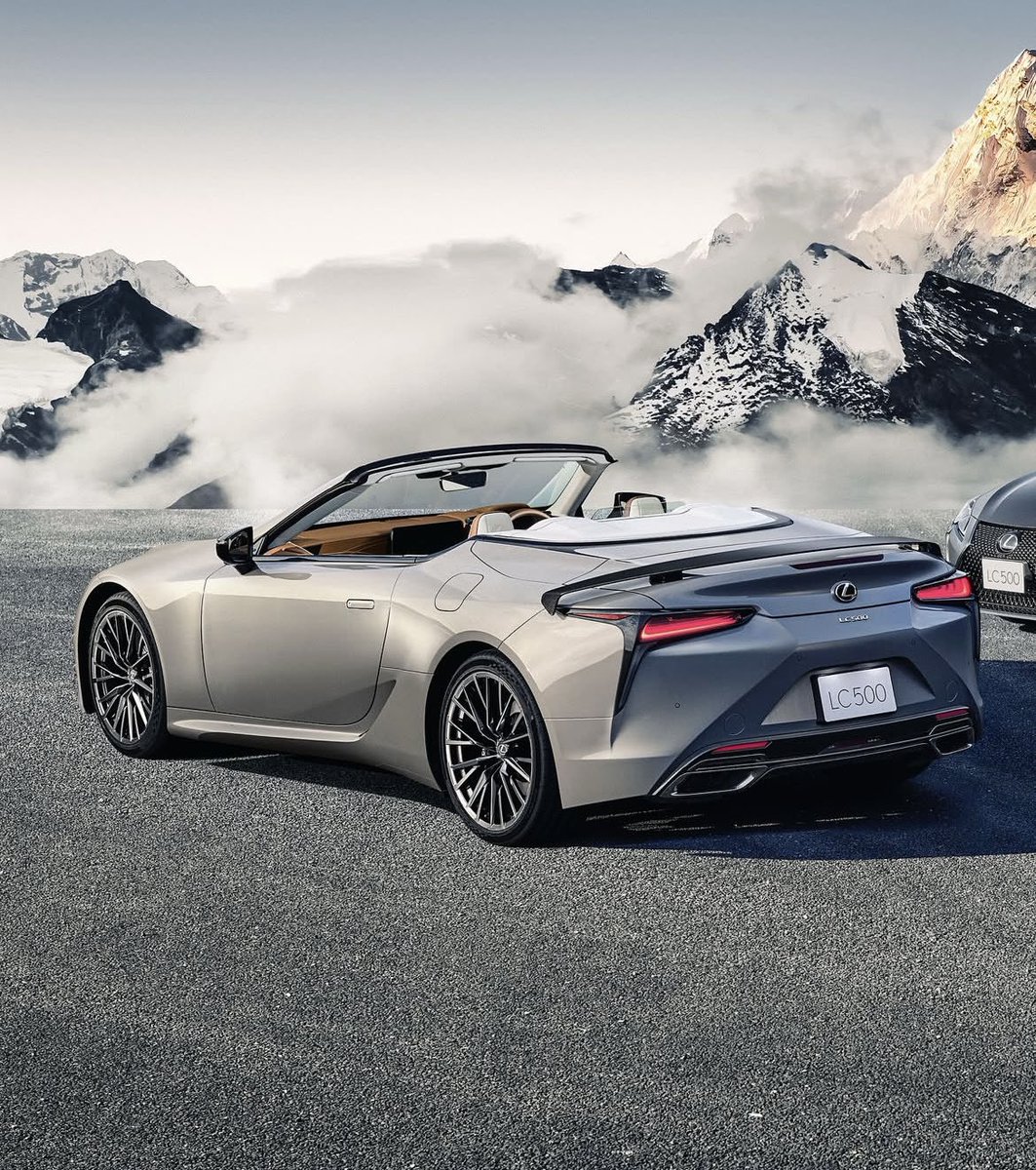 Can we take a moment to admire the Lexus LC 500 pinnacle edition. End of the line special edition for the LC. Reportedly 100 units for Japan and 350 units for North America.