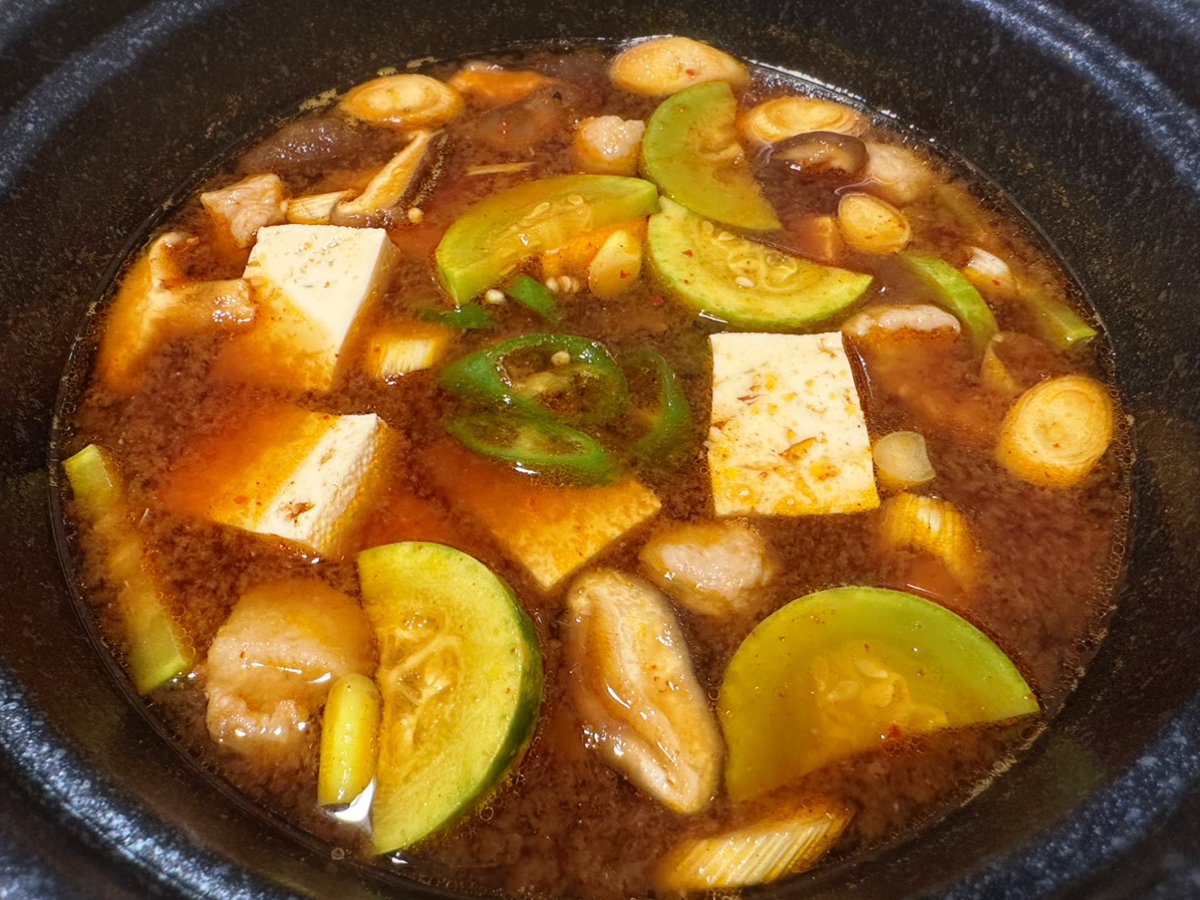 maplerakko's tweet image. 저녁에 된장찌개를 끓였어요😋

#おうちごはん
#テンジャンチゲ