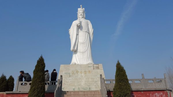 StrongSterLi's tweet photo. Xi's regime has redefined Confucian harmony from ethical balance to enforced uniformity-turning cosmic moral order into a staged display of synchronized political control.   https://t.co/uRyczFKGGj https://t.co/s9OHjVnBsD