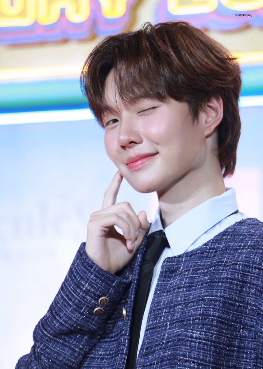 unexpectedlynj's tweet image. อย่ามาน่ารักให้พี่หลงรักได้เปล่า🩵

#nampingster