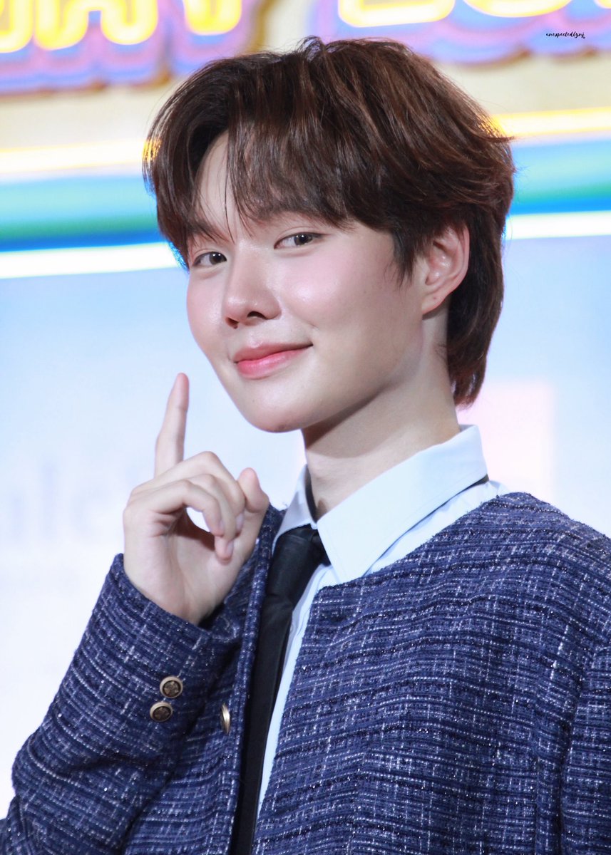unexpectedlynj's tweet image. อย่ามาน่ารักให้พี่หลงรักได้เปล่า🩵

#nampingster