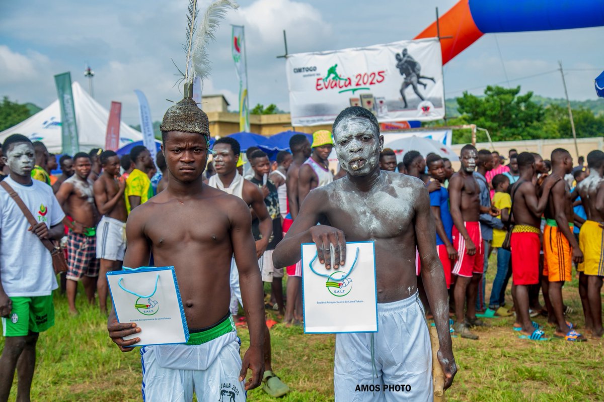 LomeAirport's tweet image. ✈️ Le Togo, une destination à vivre !

🇹🇬 #Evala2025 , une identité culturelle du peuple kabyè, un moment fort de tradition, de solidarité et de fierté nationale.

#DestinationTogo #CultureTogolaise  #tourisme #AIGE #SALT