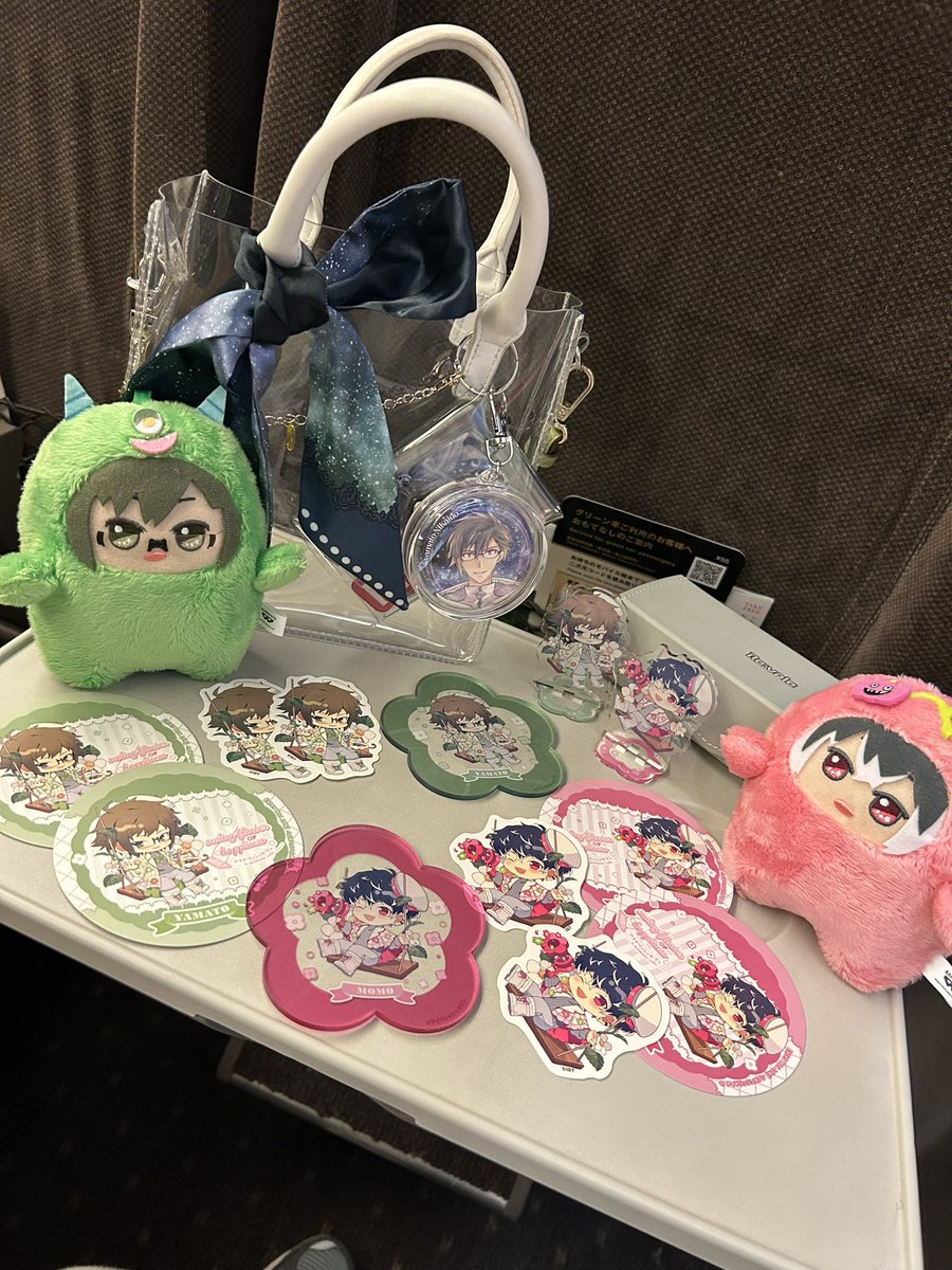 さ、一緒に帰りますぞ！
戦利品たくさん💕
現地で交換いただきましてありがとうございました。
そして、迷子グッズさん引き取ってくれて
押し付けになってないといいな💦