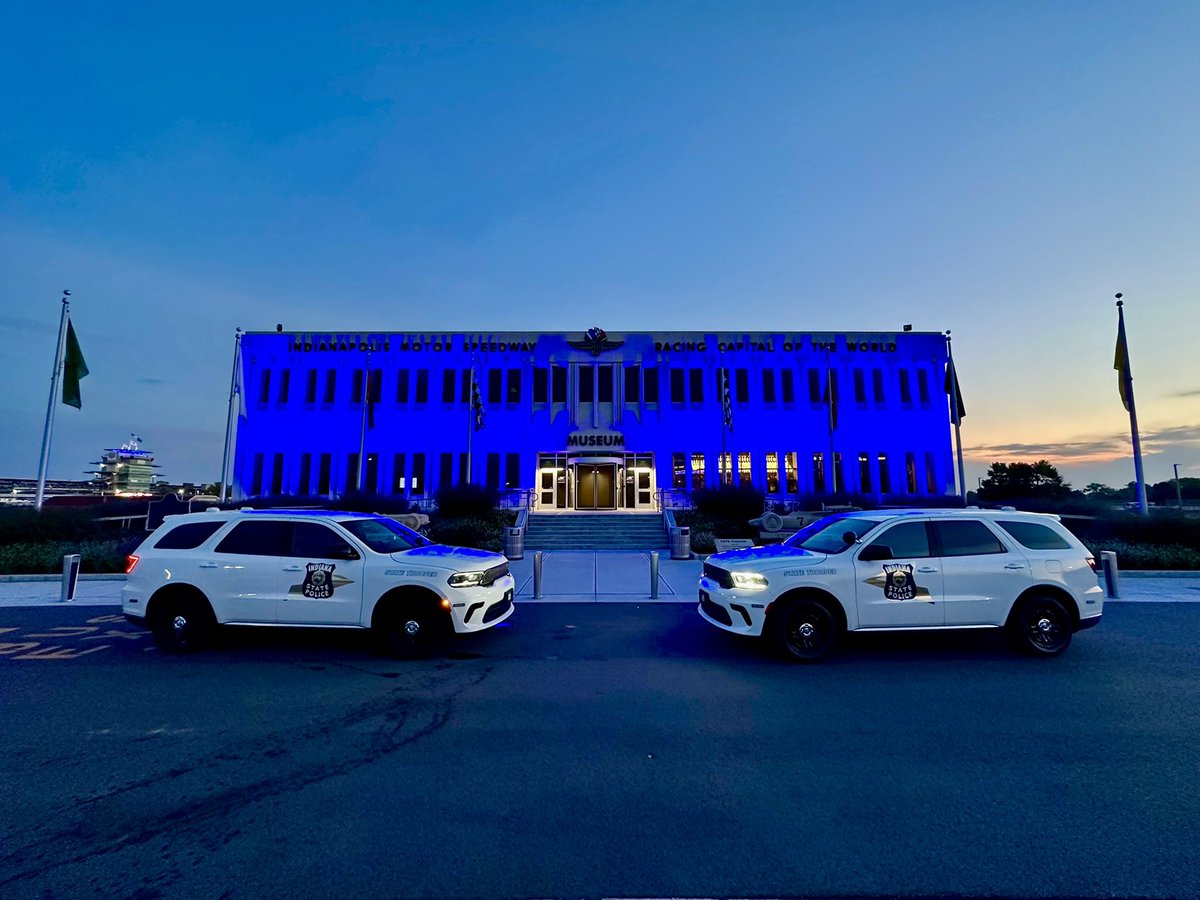 ISPPeru's tweet image. ๐จ Brickyard 400 Travel & Safety Alert ๐จ
Headed to IMS today? Gates open at 10AMโarrive early, expect traffic, and follow signs & directions.
Indiana State Police will be on-site helping with traffic & safety. Stop by and say hi!
Plan ahead. Drive safe. Enjoy the race!
