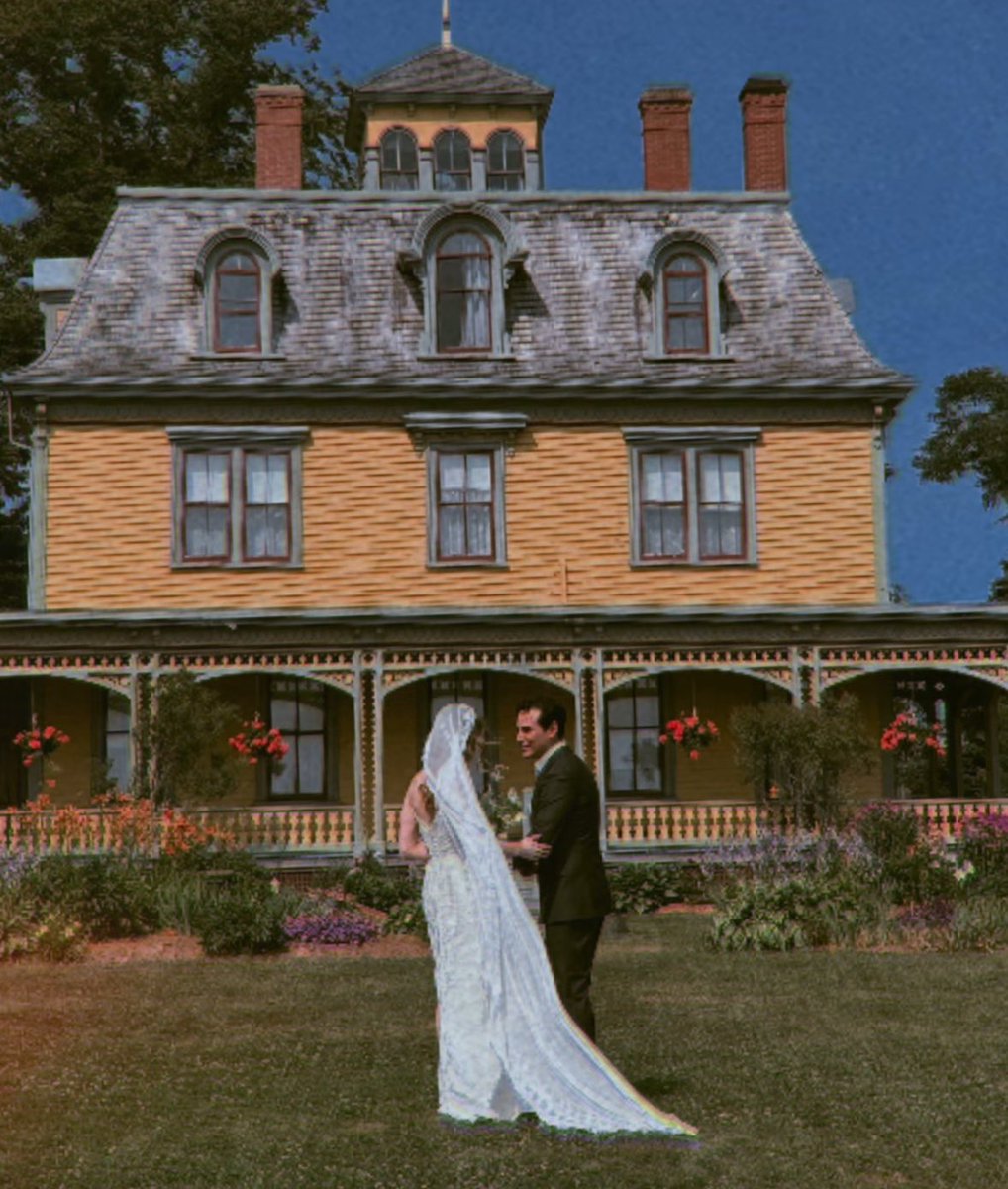 Shumdariopower's tweet photo. Oh please Alberto and Tessa , please web come to the rosendes house , our vampires are married!!💍💒🥹🥹😍 https://t.co/dcAZHtCUW7