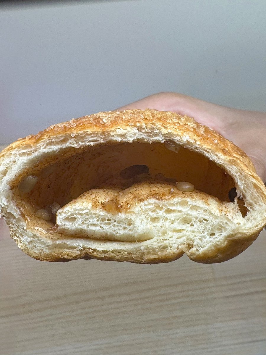 mukco2's tweet image. 씨앗호떡소금빵 빠작빠작하고늠맛있어🤓