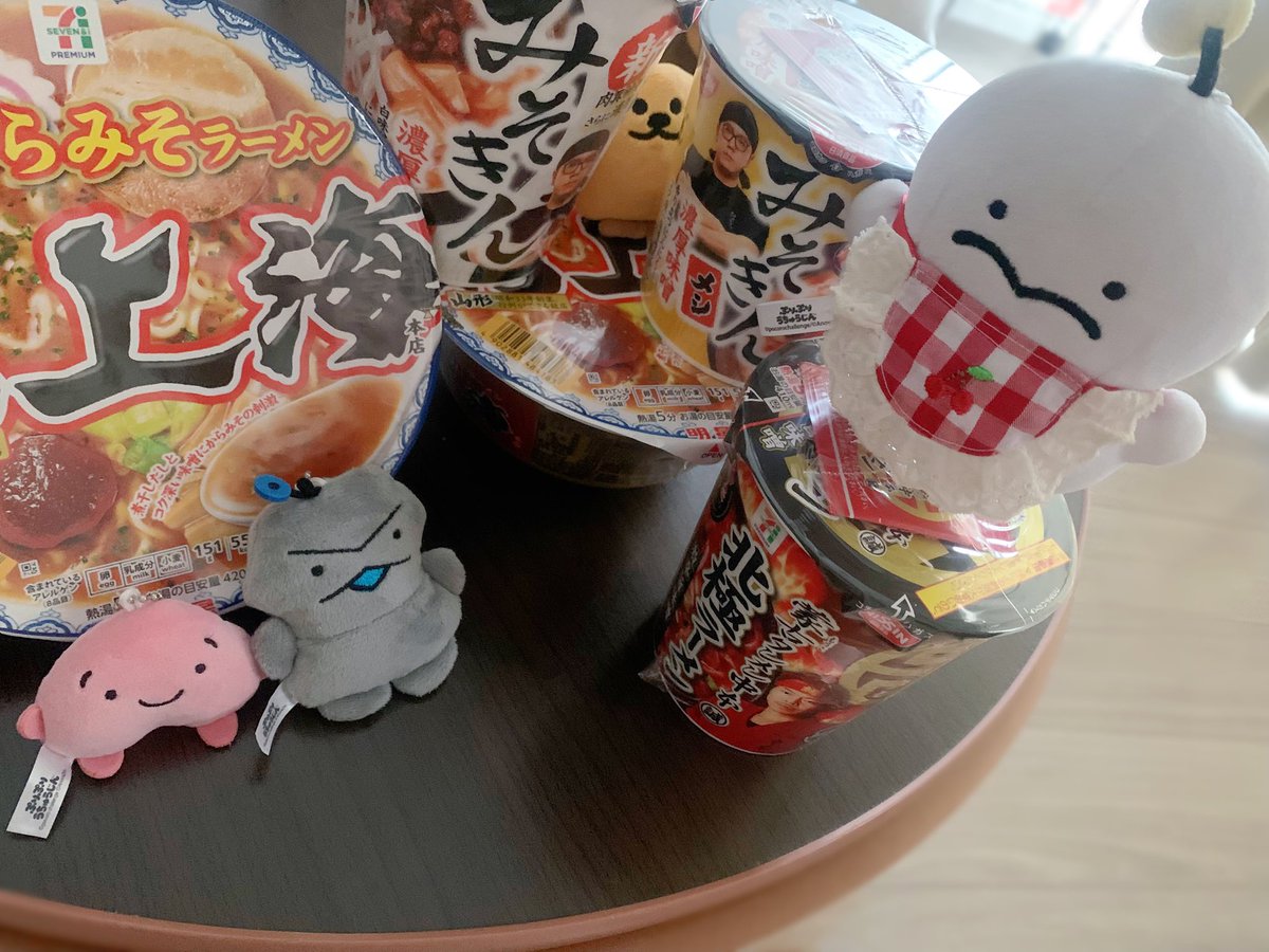 walletchan's tweet image. はじめてみそきん買えまちた
カップら〜めんのストックが増えてゆきまちゅな