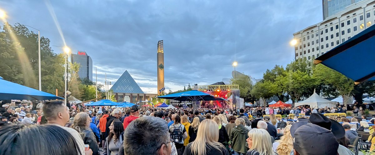 YEGwindshield's tweet image. Trooper was a Good Time