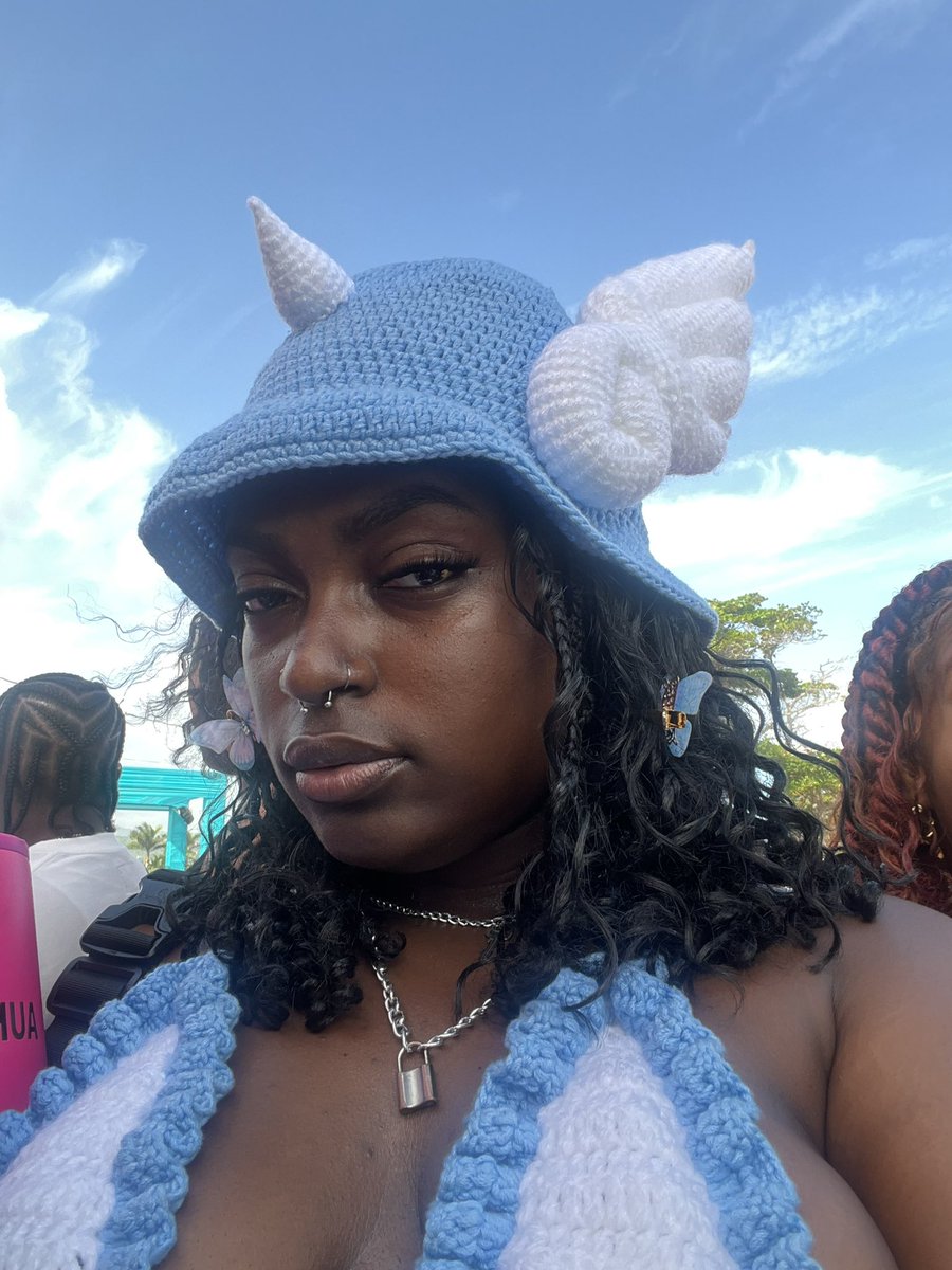 aliayabbc's tweet image. Republic beach owes me nothing btw