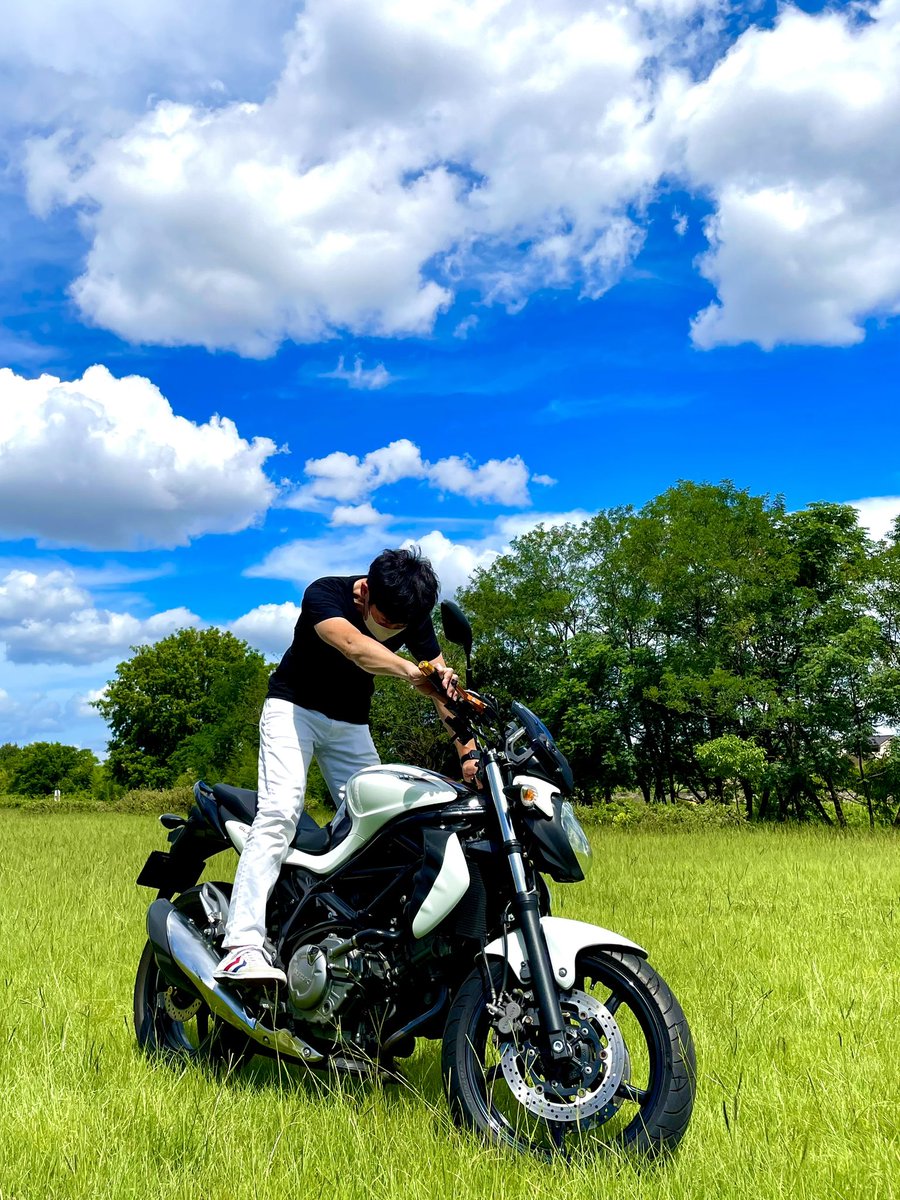 gw38gd's tweet image. 維持活でグラ出動💨
　
上着脱いだら
グラコーデだった件😆