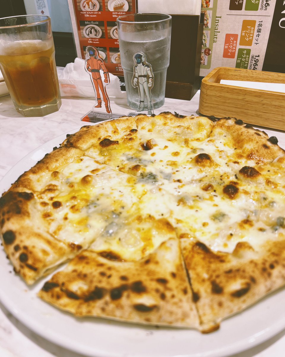 skchkkooo's tweet image. クワトロフォルマッジ