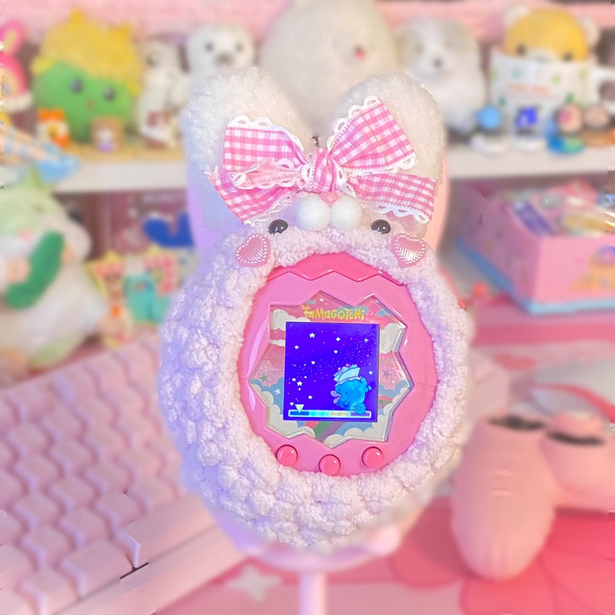 Tmgc_pome's tweet image. ふわふわなぬいぐるみカバーお迎えした.⋆𝜗𝜚