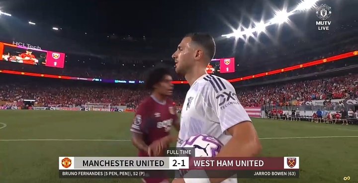Godwinuchm's tweet image. WHAT A WAY TO KICK OFF THE #PLSummerSeries! United beat West Ham 2-1 with a banger from Bruno! High press, intensity, and that Ugarte-Mainoo pivot looking sharp. The future’s bright with Dorgu, Yoro, and Heaven! #MUFC #RedDevils"