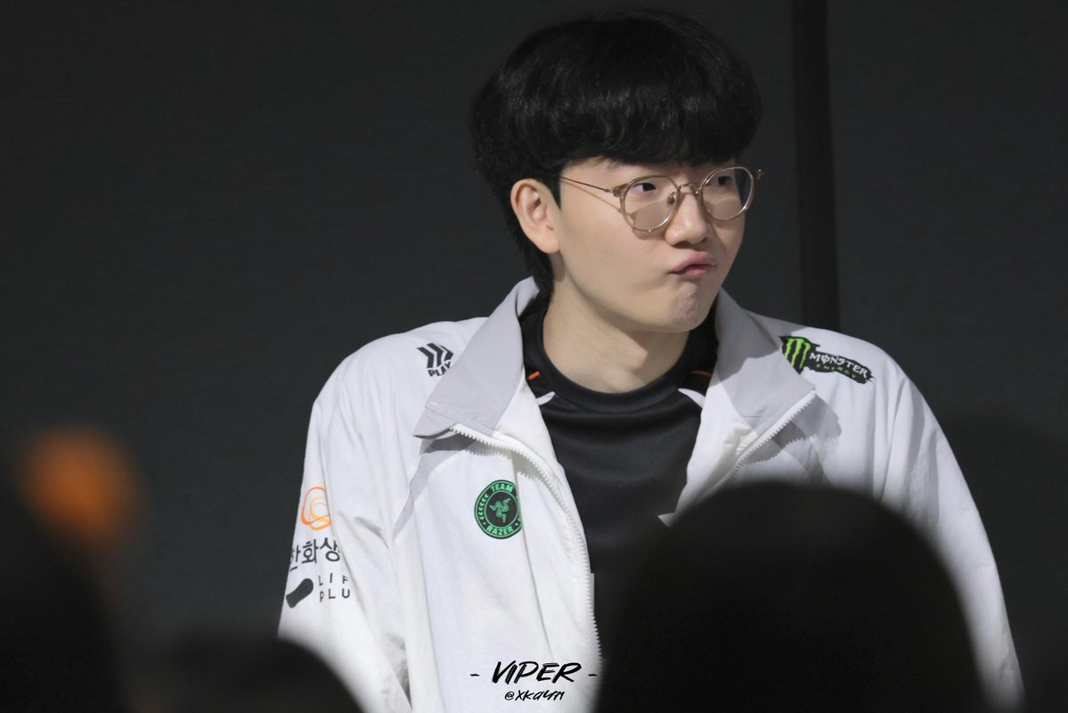 XKay71's tweet image. 250726 LCK R3 Fanmeeting

•͈ ₃ •͈

#Viper #바이퍼 #박도현
