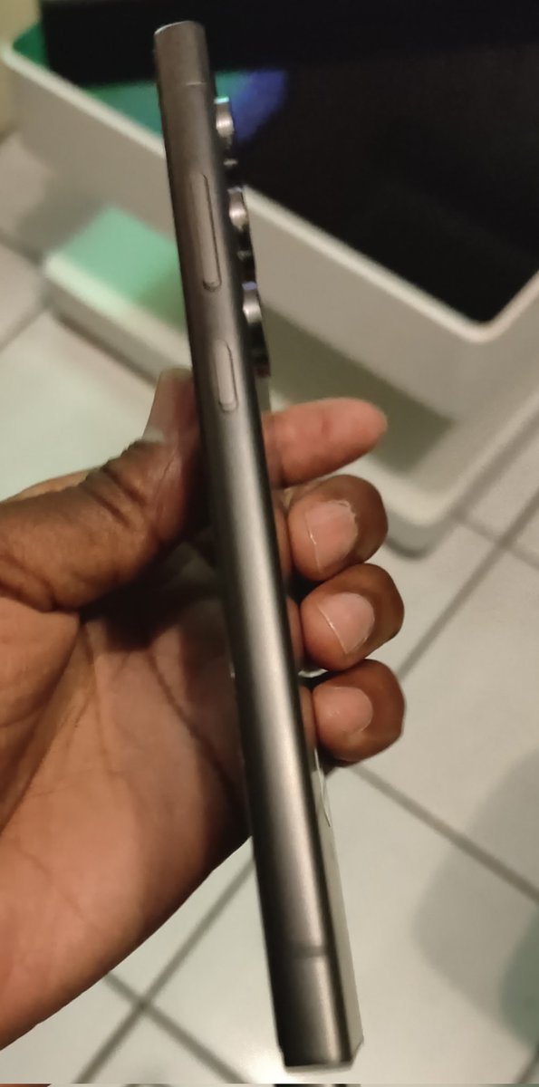 GeneralplugUno's tweet image. 24 ultra fairy used 

R14500