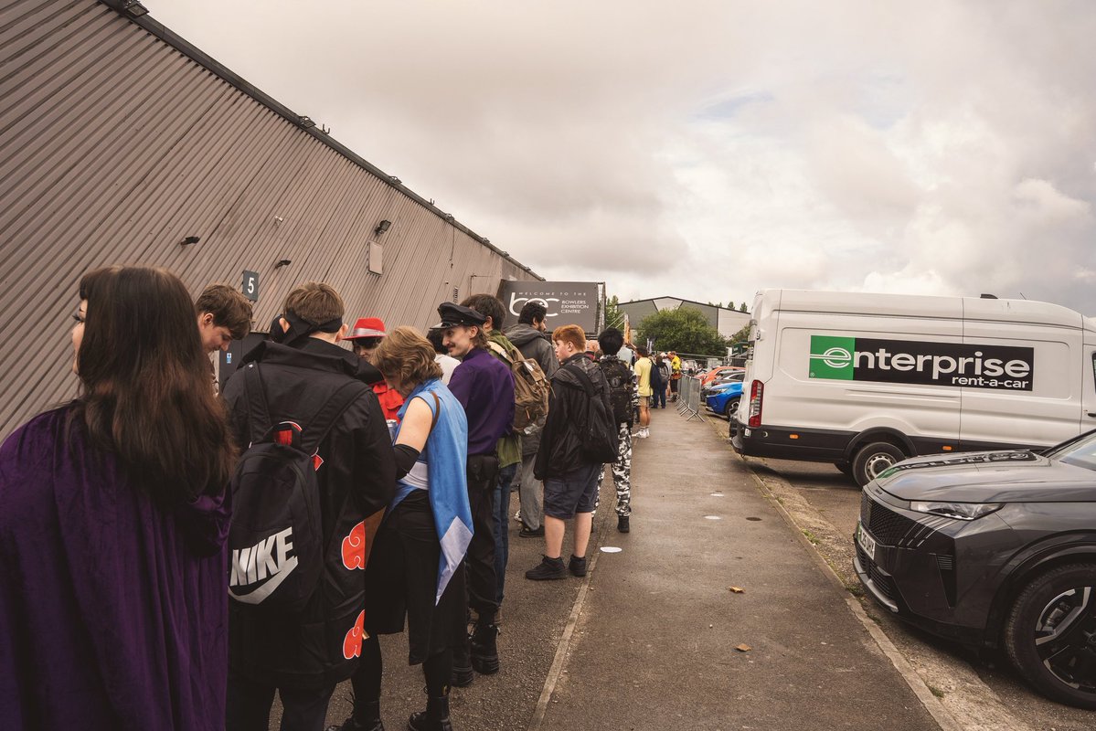 comconmanc's tweet image. Comic Con Manchester day two, let’s do this! Yesterday was epic, and today’s going to be even better 🙌
Oscar Isaac, Eman Esfandi, Kyle Soller, and Denise Gough will be in the building today too!
📷 Dan Burgess