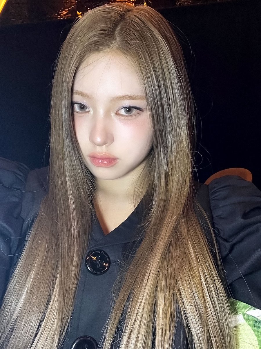 nyaong209's tweet image. ✨250727 하음 렌즈 정보
👀olens smoky brown