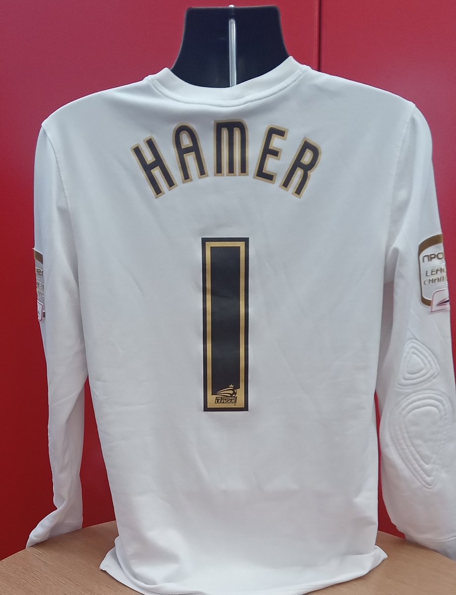 CHATHMuseum's tweet image. Lovely donation from Thursday night's Hall of Fame event.
Matchworn and signed Ben Hamer shirt
#cafc