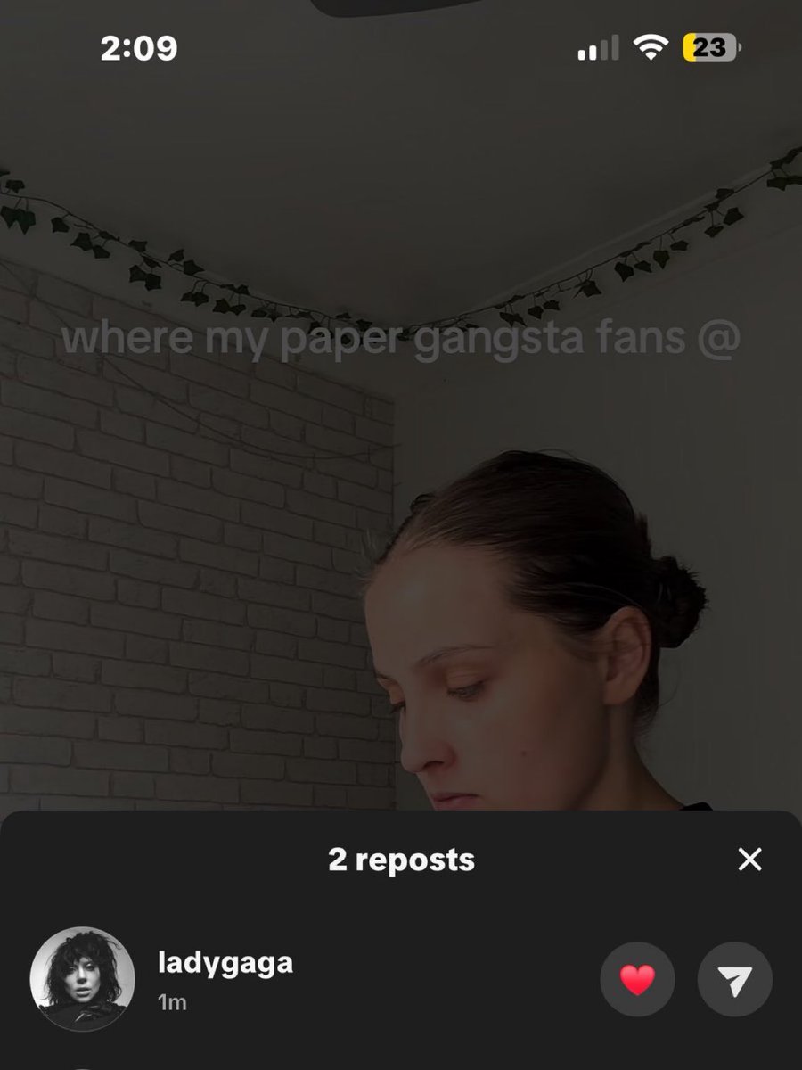 EliOnVenus__'s tweet image. OH MY GOD SHE REMEMBERS PAPER GANGSTA