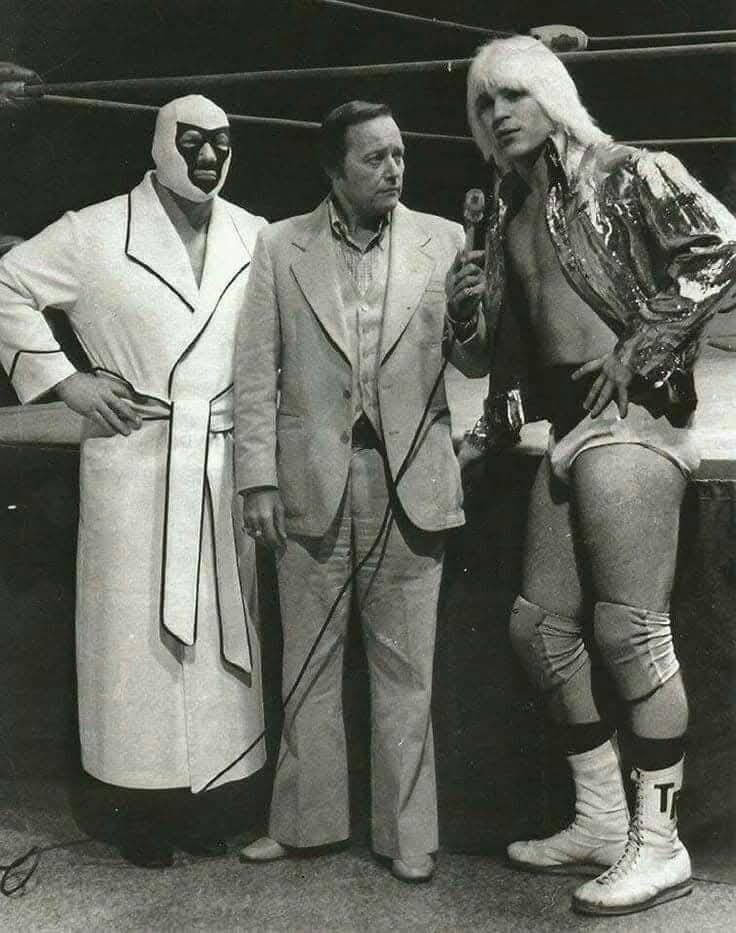 CACReunion's tweet image. Remembering arguably the greatest professional wrestling commentator of all time, the legendary Gordon Solie passed away 25 years ago today.