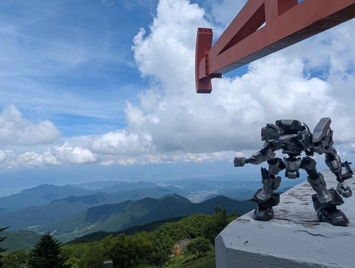 ArchitectLove55's tweet image. 標高2000mの高原とろだ４