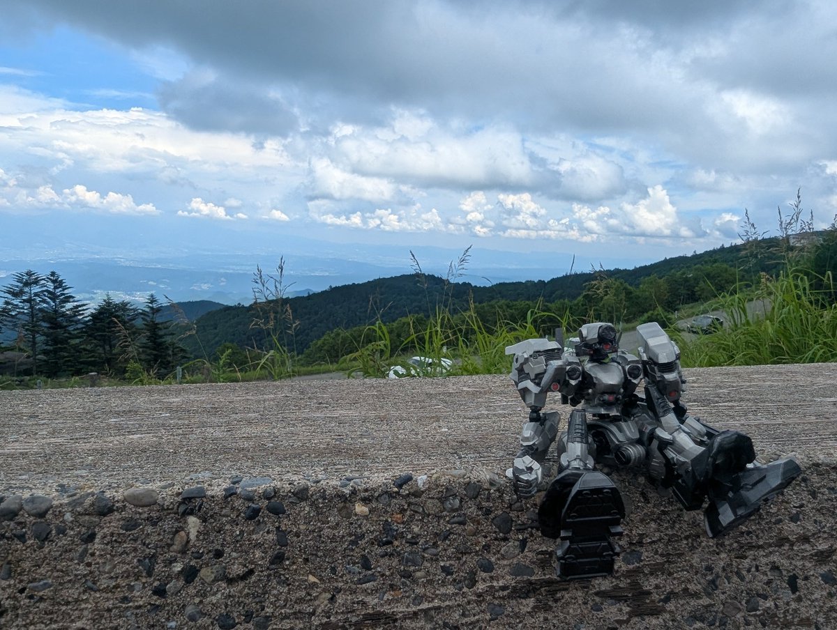 ArchitectLove55's tweet image. 標高2000mの高原とろだ４