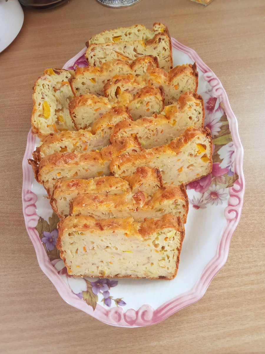 Αλμυρό κέικ παιδιά , καλημέραααααα 🥤🌹 τέλειο για πρωινό