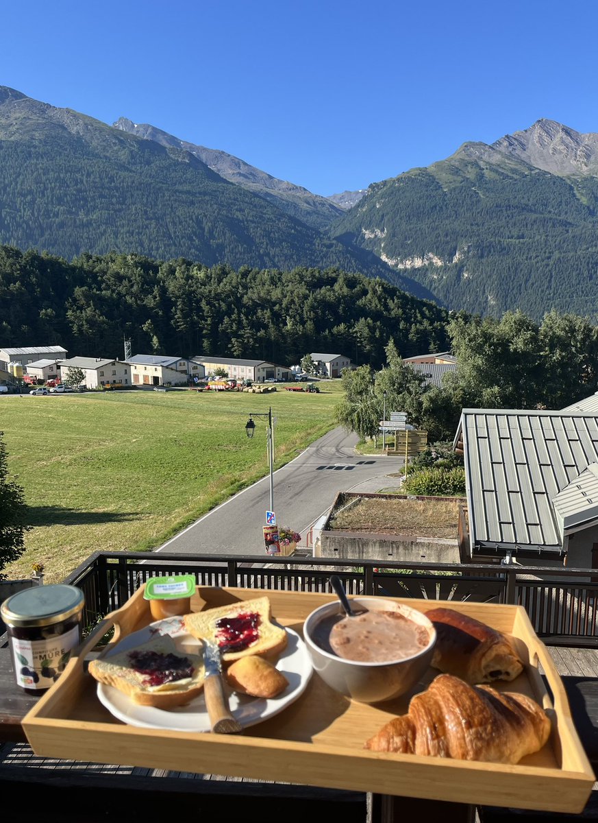 benoit_biard's tweet image. Et si le bonheur tenait dans cette photo , tout simplement…
(Aussois / 73)