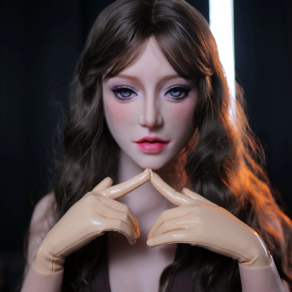 Gloss and blush, no need to ask.

<a href="/molisstudio/">Inthemask by Moli's</a> <a href="/manaminanase/">Moli 茉莉兔兔</a>

#siliconemasks #realisticmask #molis #sfxmakeup #siliconemask #spfxmask #sfxmask #m2f #molislab #mtftransformation #mannequin #maskfetish #mask #cosplay #cosplaycostume #crossdressers #crossdressing #cosplaymask