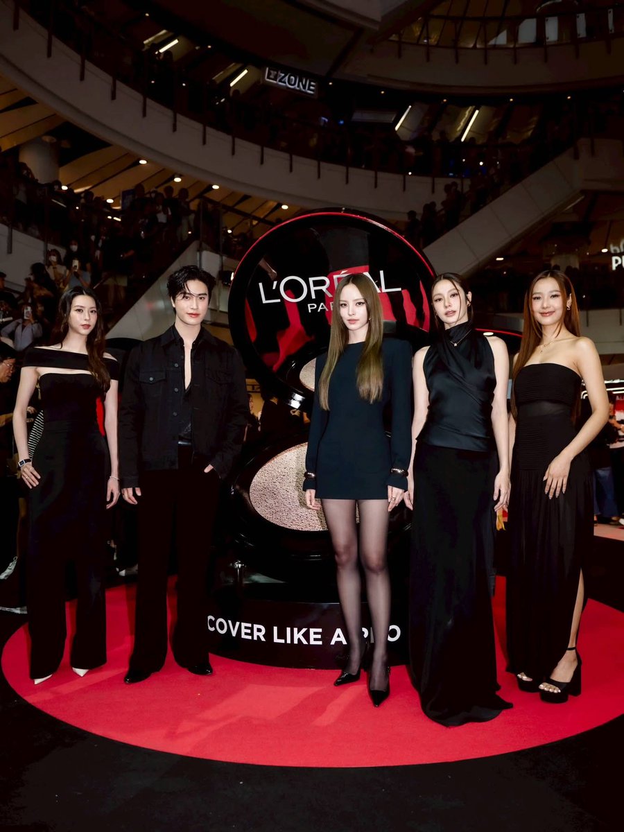 infinityent898's tweet image. งานผิวระดับโปร! L'Oréal Paris ชวน ณิชา - เจมิไนน์ เปิด pop up คุชชั่นเนื้อซอฟต์แมท
Infallible Pro-Cover Cushion ปกปิด ติดทน ยาวนาน กลาง เซ็นทรัลเวิลด์
L'Oréal Paris ชวนสัมผัสงานผิวระดับโปร! เปิดPop up Makeup Bar เพื่อ Infallible Pro-Cover Cushion (อินฟอลลิเบิล โปร คัฟเวอร์…