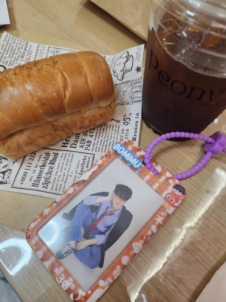 ในที่สุดก็มีการ์ดติ่งเป็นของตัวเอง
🧡💜
#bommu #ชาวมุ 
#endlesslovebommu