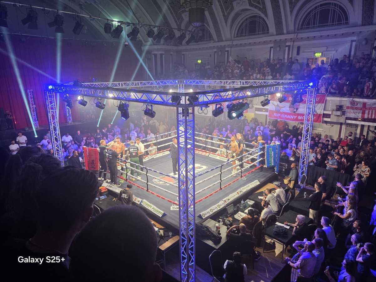 scottscfc's tweet image. Nathan Heaney vs Grant Dennis