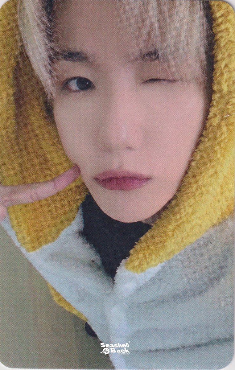 BOXIANx's tweet image. THIS BAEKHYUN PHOTOCARD IS SUCH A NEED!!!