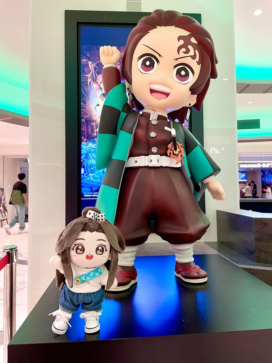 dami4444's tweet image. 今日は横浜で ライブがたくさんあるから
⚡︎ぬいちゃんと参戦⚡︎ってオタクで溢れていて、みんな可愛い♡
私は
✨ただ ぬい持ってるだけのオタク✨ ですけどね🤟
※ユザワヤも戦場なのだよ
スイカジュース美味しい
スイカ食べたお皿に残ってる汁みたい🍉
天官賜福🤜🏻🫷🏻