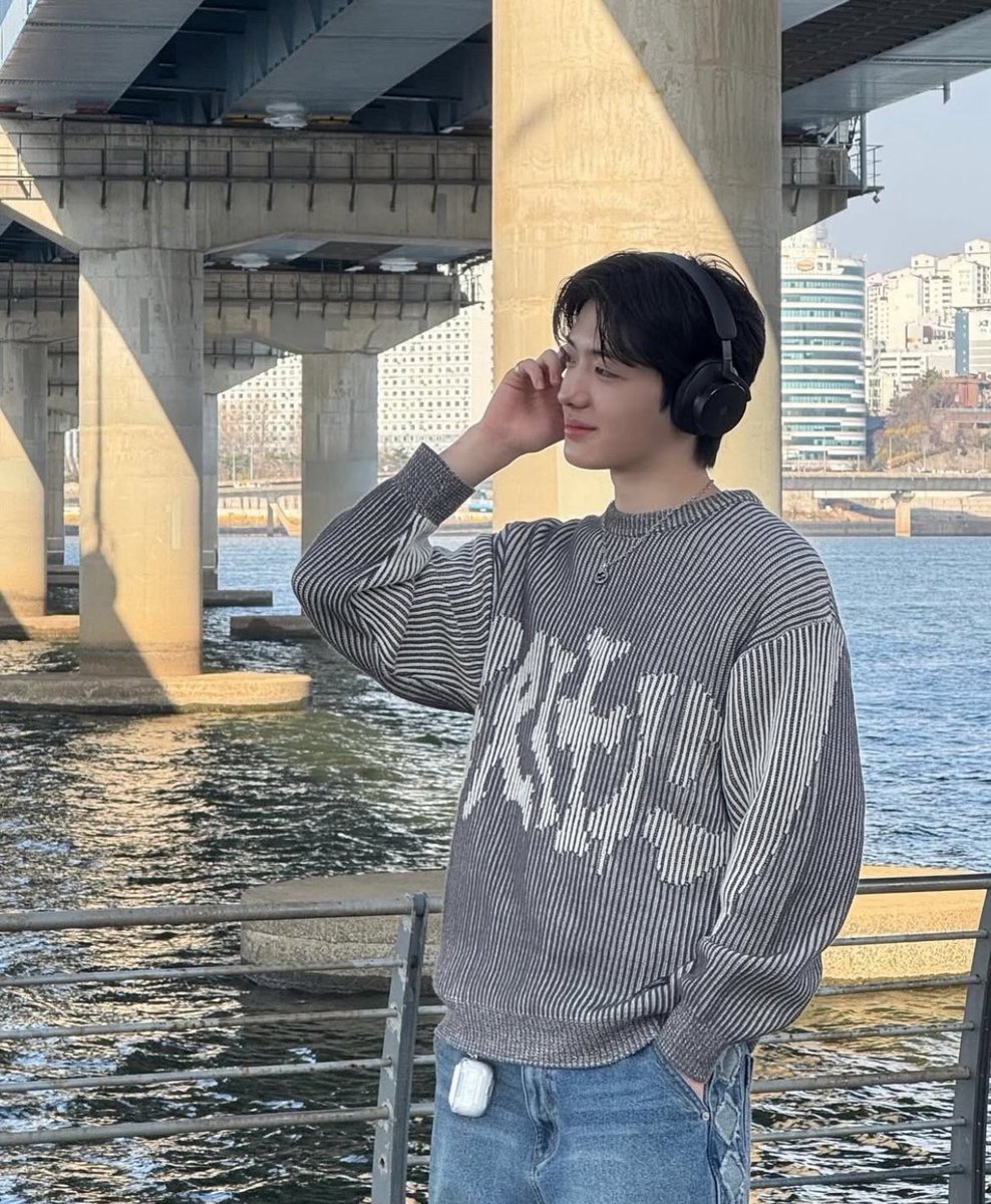 csh919ve's tweet image. 아 너무 사귐통 와...
이런 고딩 남친 사귀고 싶음
