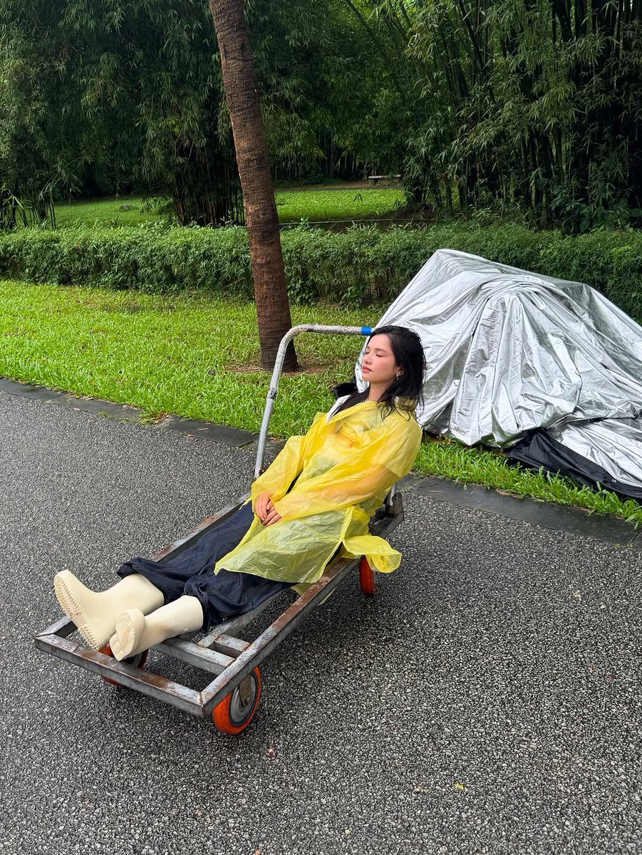 w_ndxr's tweet image. 250727 장정의 인스타

몇몇 조각 🧩

#张婧仪 #ZhangJingyi #จางจิ้งอี๋