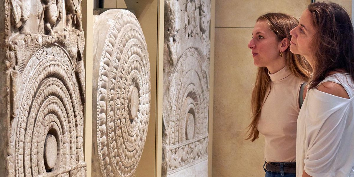 AP seeks Centre’s help to bring back ancient Amaravati’s Buddhist artefacts from the UK, including rare dome slabs, railing pillars &amp; 2nd century BCE Jataka panels.

AP also urges Tamil Nadu to return 500 Amaravati-origin pieces from Egmore Museum. 
#Amaravati