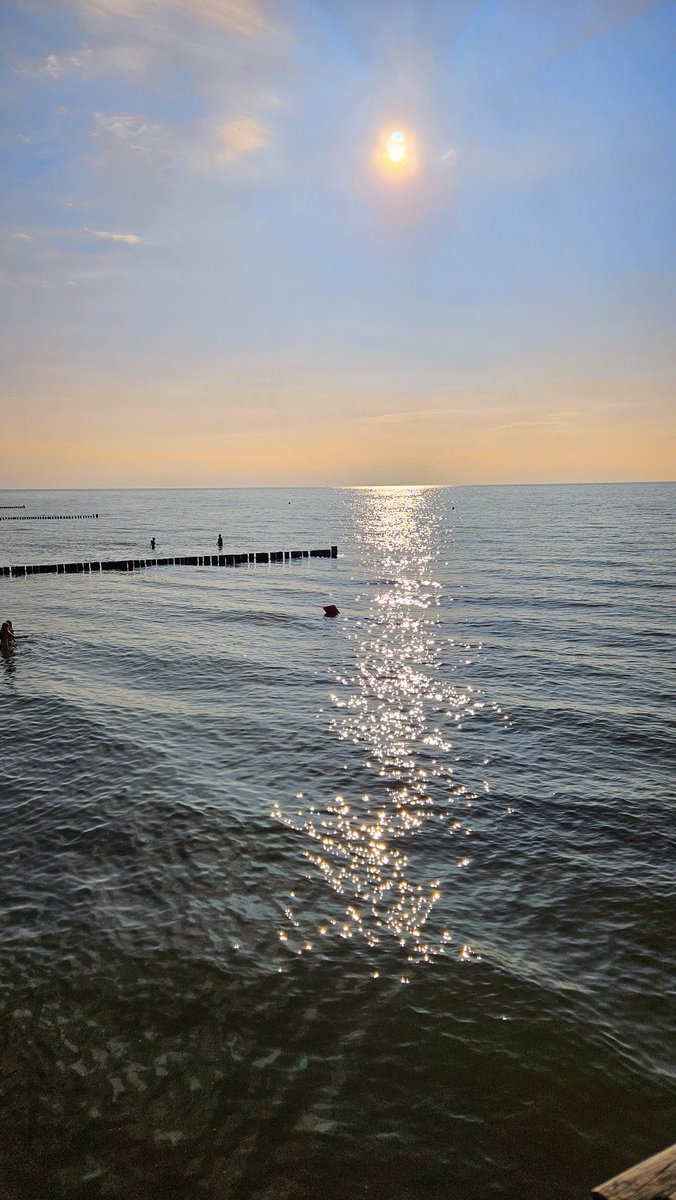 KurtBraatz1's tweet image. Guten Morgen aus Graal-Müritz an der Ostsee
Bei Warnemünde ⚓️⛵️