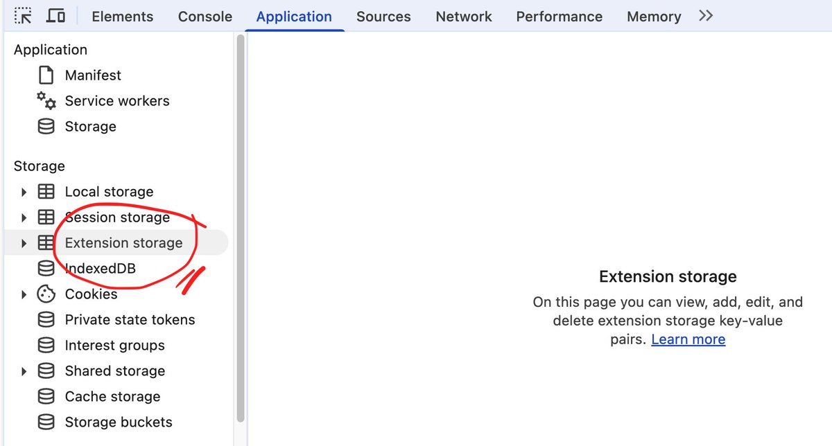 🔬 Hace unos días me topé con 💾Extension Storage de Chrome (disponible desde Chrome 132). Me parece un buen punto el poder ver y editar el almacenamiento de extensiones. 
📎 developer.chrome.com/docs/devtools/…
#DevTools #ChromeExtensions