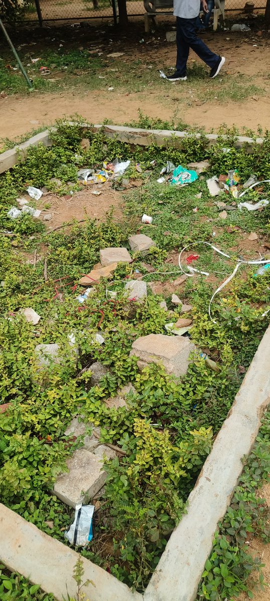 Aswathh's tweet photo. @BBMPofficial request you to intervene and clean up the park and fix the broken swings and slides. AECS layout park, opposite to Udupi park restaurant, Kundalahalli. Its full of litter and kids are unable to play. https://t.co/6LRj03hKv1