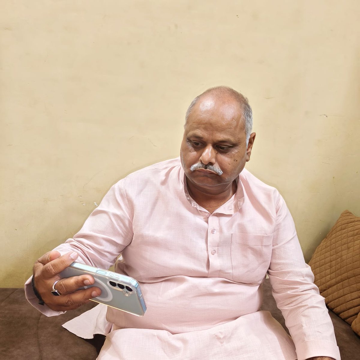 VineetMishra999's tweet image. विश्व के सर्वाधिक लोकप्रिय नेता,यशस्वी प्रधानमंत्री आदरणीय श्री @narendramodi जी का देश की जनता में लोकप्रिय कार्यक्रम #मन_की_बात में आज पुनः जुड़कर आदरणीय प्रधानमंत्री जी के प्रेरणादायी विचार सुनने का सौभाग्य प्राप्त हुआ।
@JPNadda @Bhupendraupbjp @idharampalsingh @santoshupbjp