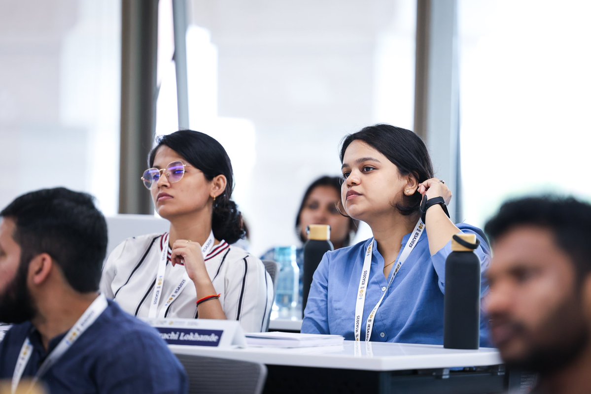 ChanakyaUni's tweet image. Apurv Mishra, Consultant to the PM’s Economic Advisory Council, unpacked India’s energy governance at the Indo-European Summer Academy 2025. From RTIs to institutional reform, he mapped how climate goals, law, and federal politics collide in shaping our energy future.