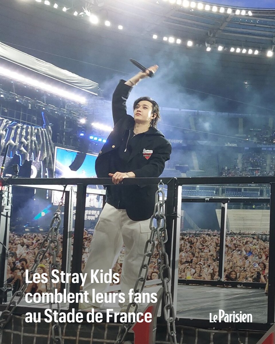 💬 «Qui nous a déjà vus ?» La moitié du stade lève le bras

Le blond Felix Lee, se lance avec un tonitruant «Vous êtes prêts ? C’est parti !» Et le concert démarre vraiment. Il durera 3h10

➡️ l.leparisien.fr/i46n