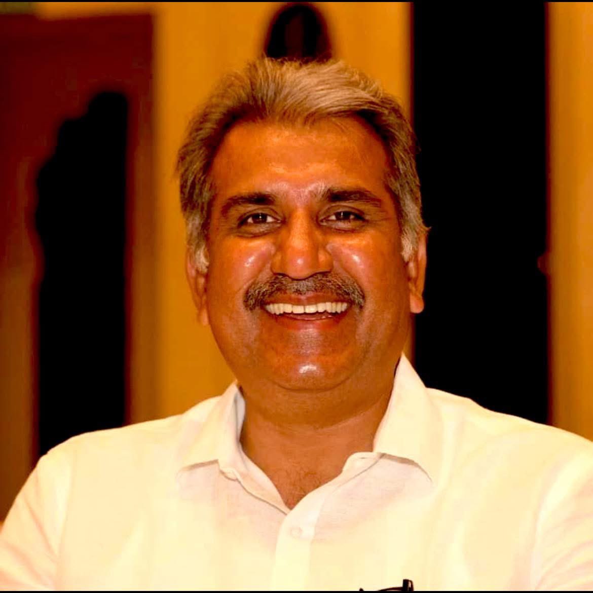 DeshrajMeenaIN's tweet image. पूर्व राज्य मंत्री श्री संदीप सिंह चौधरी जी को जन्मदिन की हार्दिक बधाई एवं शुभकामनाएं।💐
ईश्वर से आपके उत्तम स्वास्थ्य व दीर्घायु जीवन की कामना करता हूँ।
@sandeepinc_