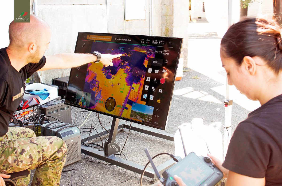 Exercito_pt's tweet image. 📢 A Unidade Militar Laboratorial de Defesa Biológica e Química reforçou a sua prontidão para atuar em cenários de elevado risco.
#ExércitoPortuguês #UMLDBQ #EA