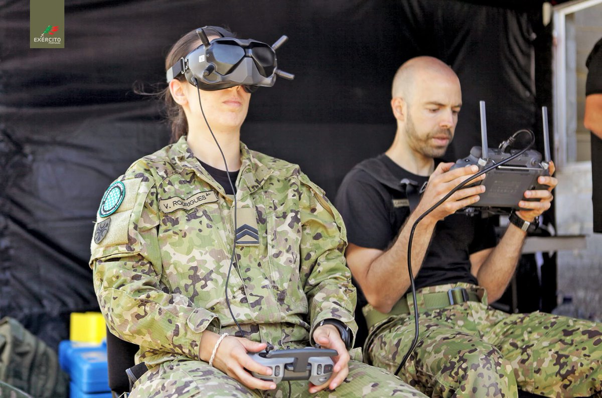Exercito_pt's tweet image. 📢 A Unidade Militar Laboratorial de Defesa Biológica e Química reforçou a sua prontidão para atuar em cenários de elevado risco.
#ExércitoPortuguês #UMLDBQ #EA