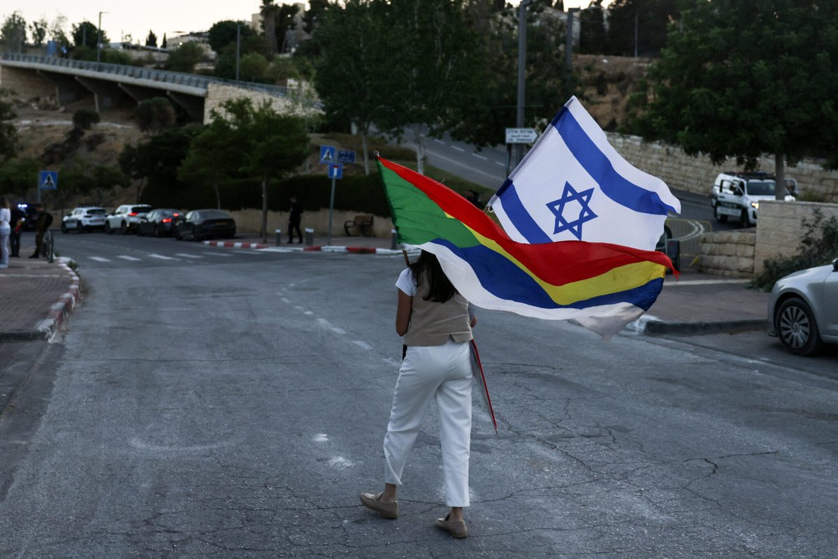 szkrcom's tweet image. ❗️DRÚZOK❗️

Izraelnek🇮🇱 kapóra jön, hogy a szíriai beduinok megtámadták a drúzokat🇸🇾, így az ő védelmük megfelelő indok arra, hogy fokozatosan megszállják a Golán-fennsíkot.

Bővebben👇
szentkoronaradio.com/blog/2025/07/2…